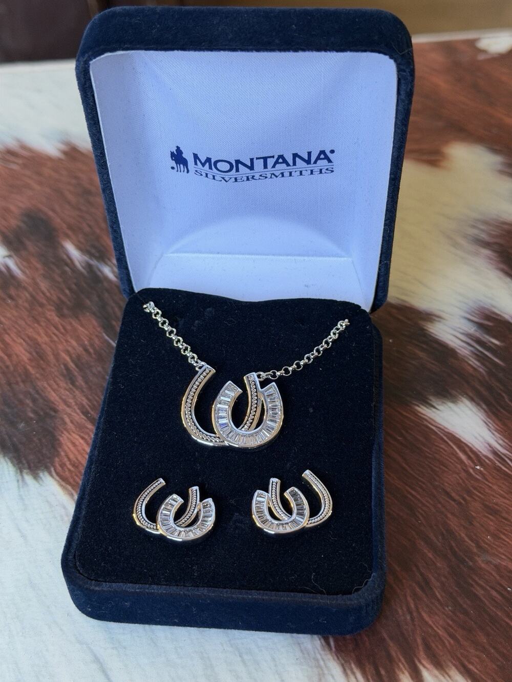 Montana Silversmiths Double Horseshoe Earrings And Necklace With Cubic Zirconia